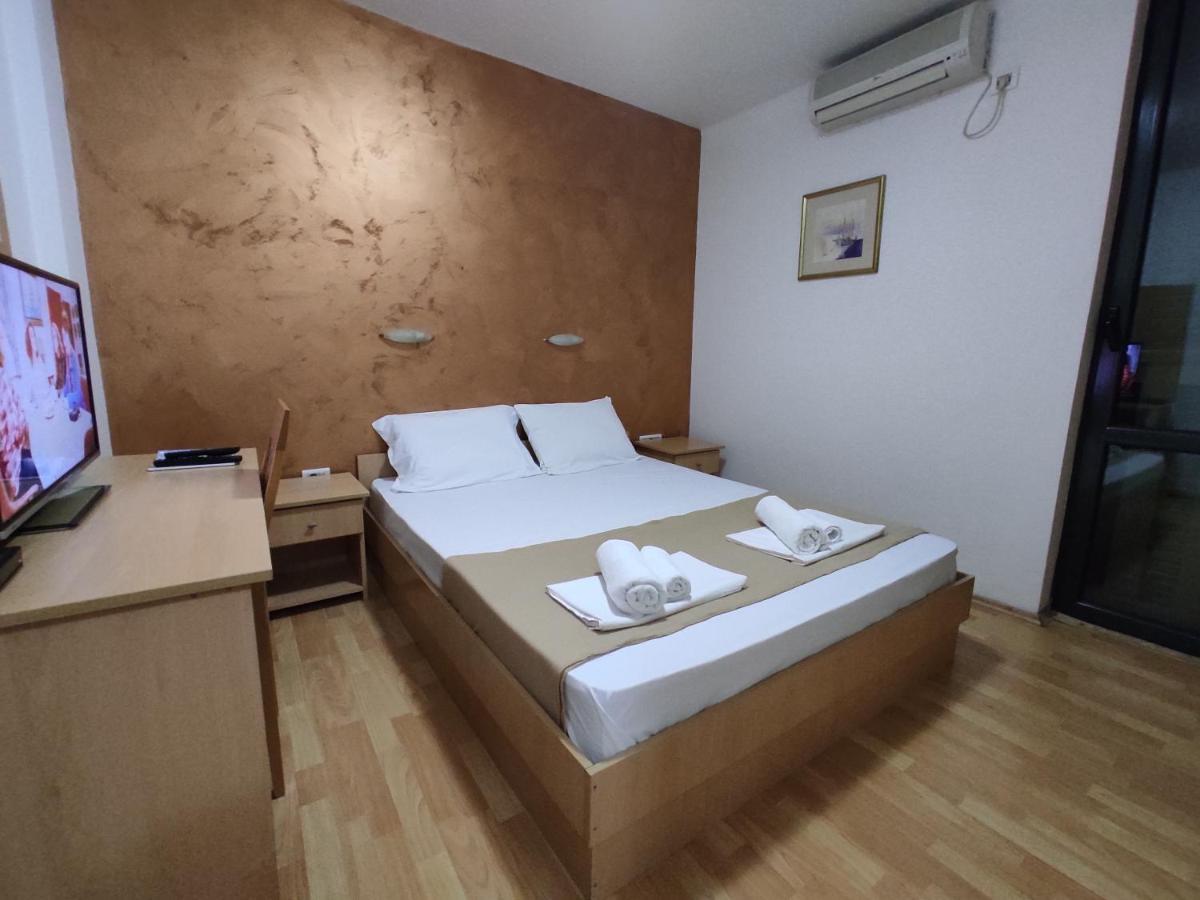Apartments Mare Budva Eksteriør bilde