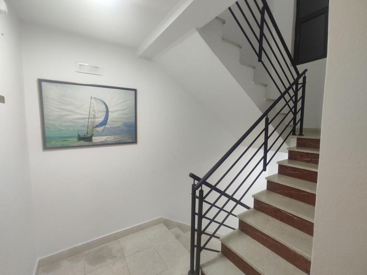 Apartments Mare Budva Eksteriør bilde