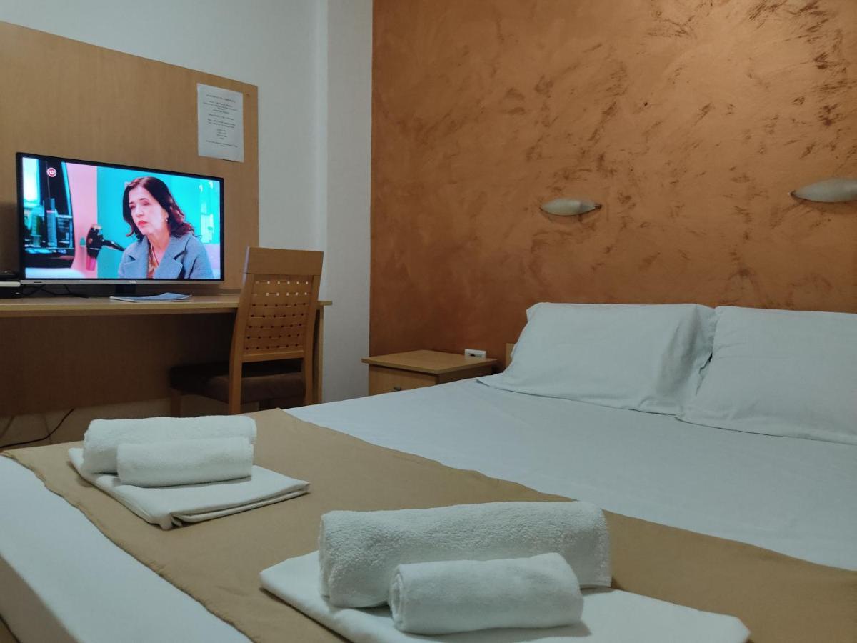 Apartments Mare Budva Eksteriør bilde