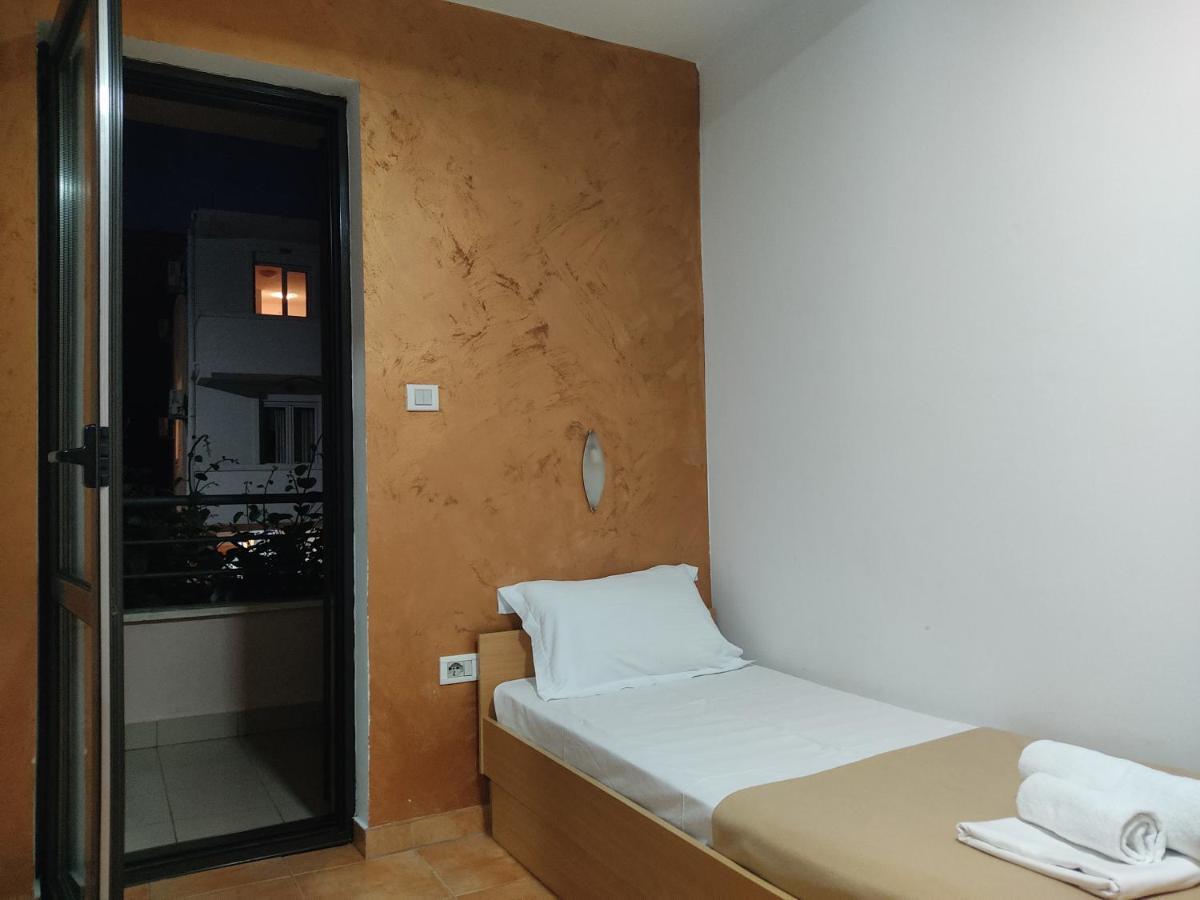 Apartments Mare Budva Eksteriør bilde
