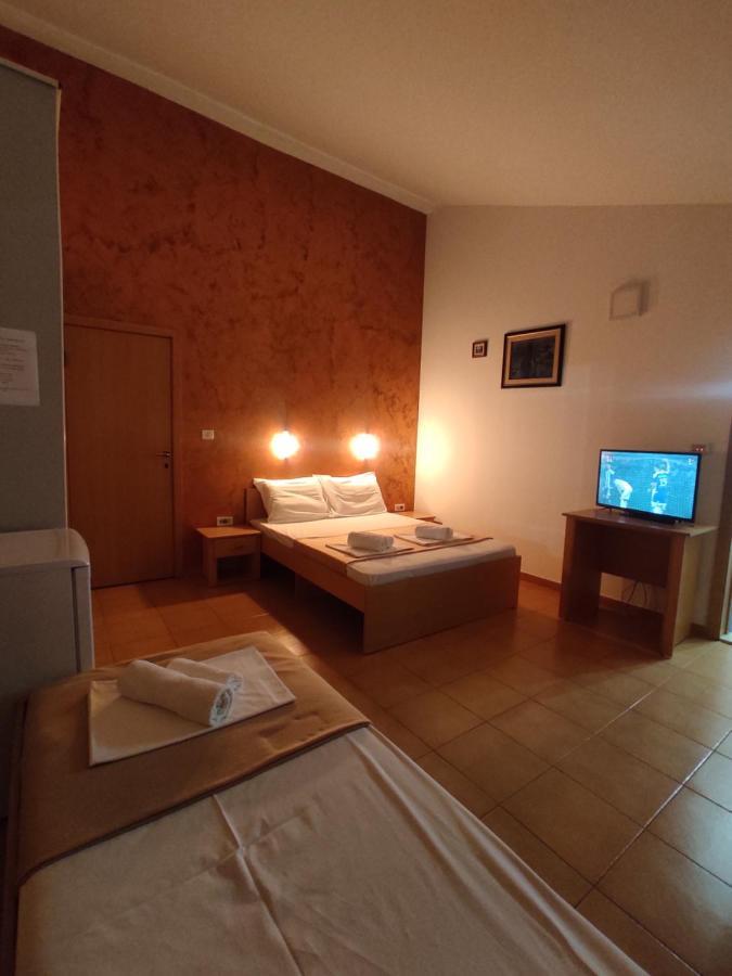 Apartments Mare Budva Eksteriør bilde