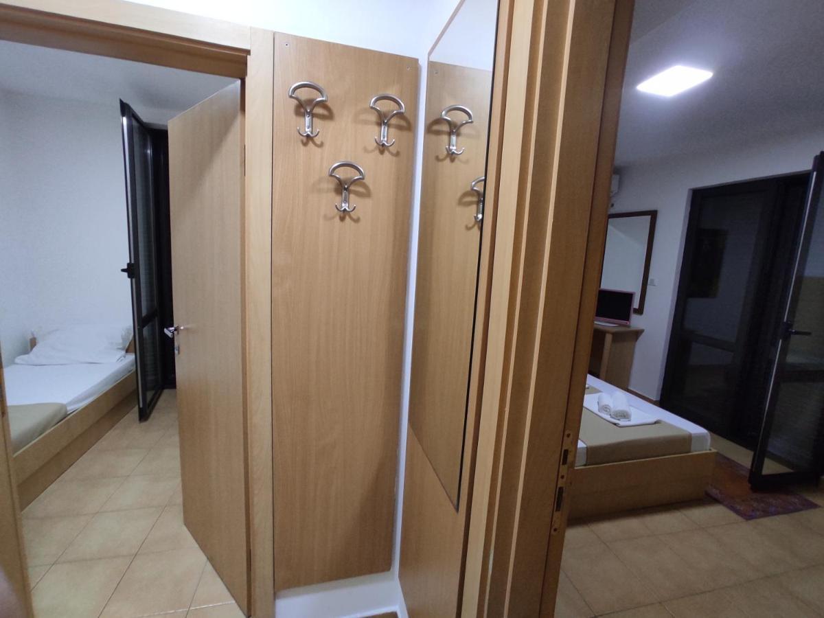 Apartments Mare Budva Eksteriør bilde