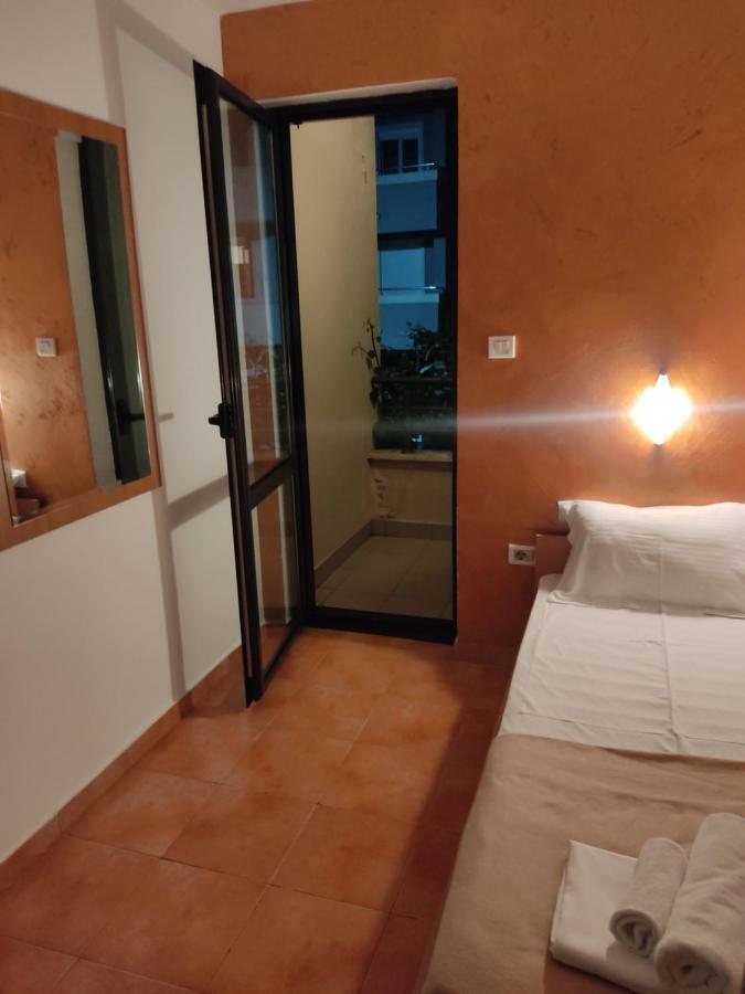 Apartments Mare Budva Eksteriør bilde